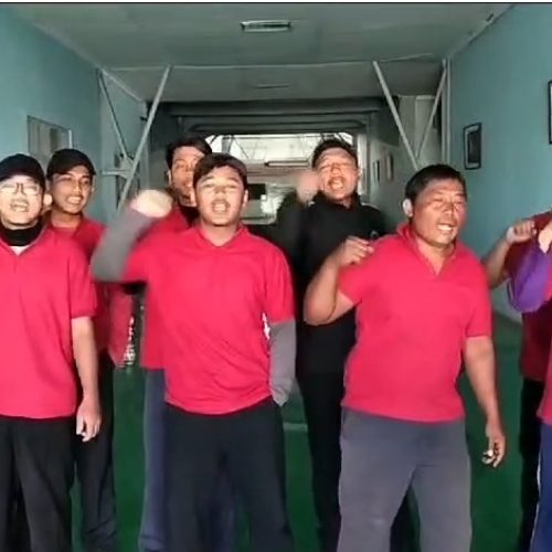 Semangat Pagi “Laskar Kebersihan Sat Set”: Kunci Tim Taman Baperka Ngrombo Jaga Lingkungan Kerja Selalu Asri dan Kondusif